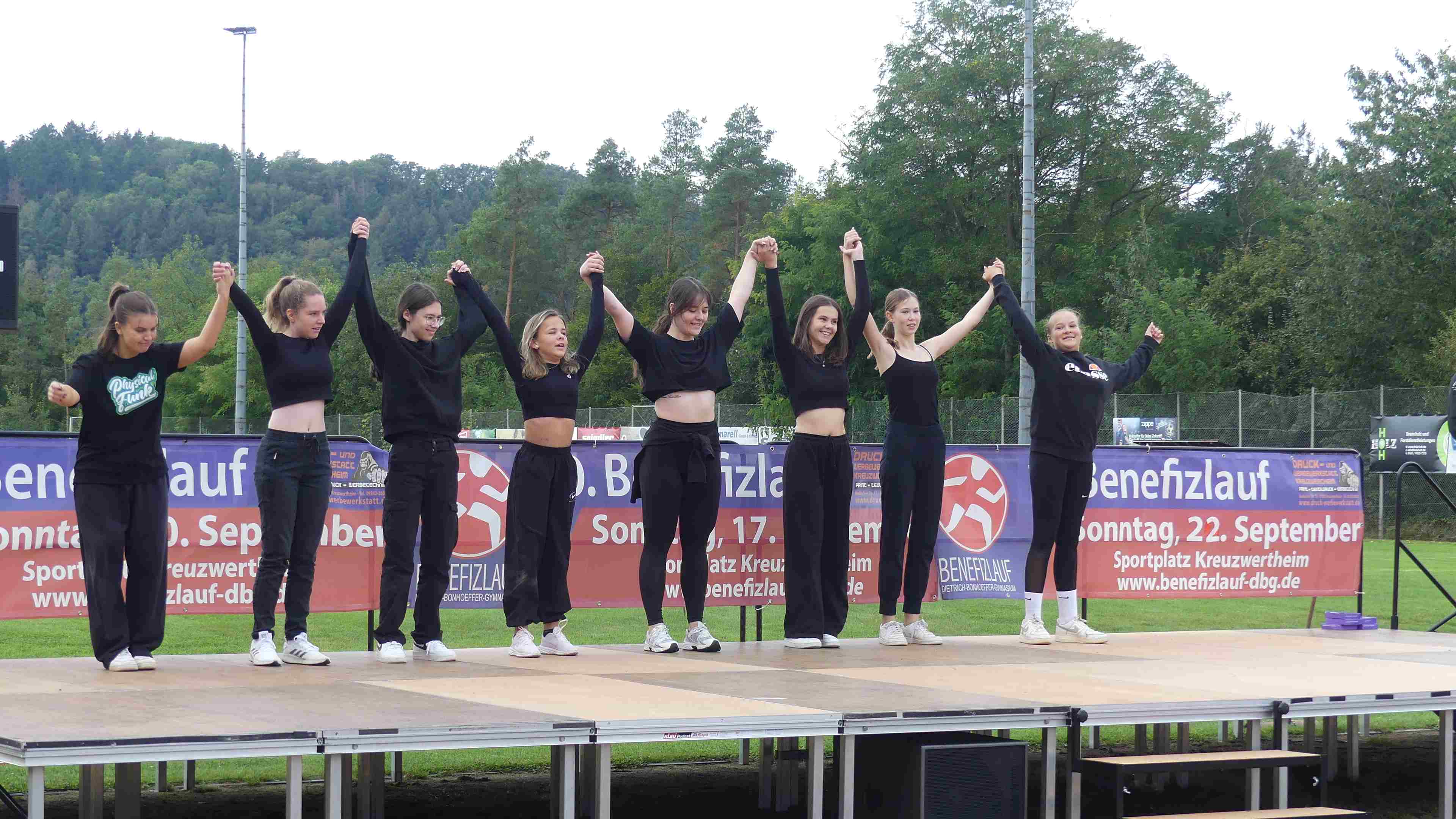 Bild vom 14. Benefizlauf im Jahr 2024. Dies ist das 143. Bild.